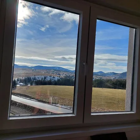 Moon * زلاتيبور